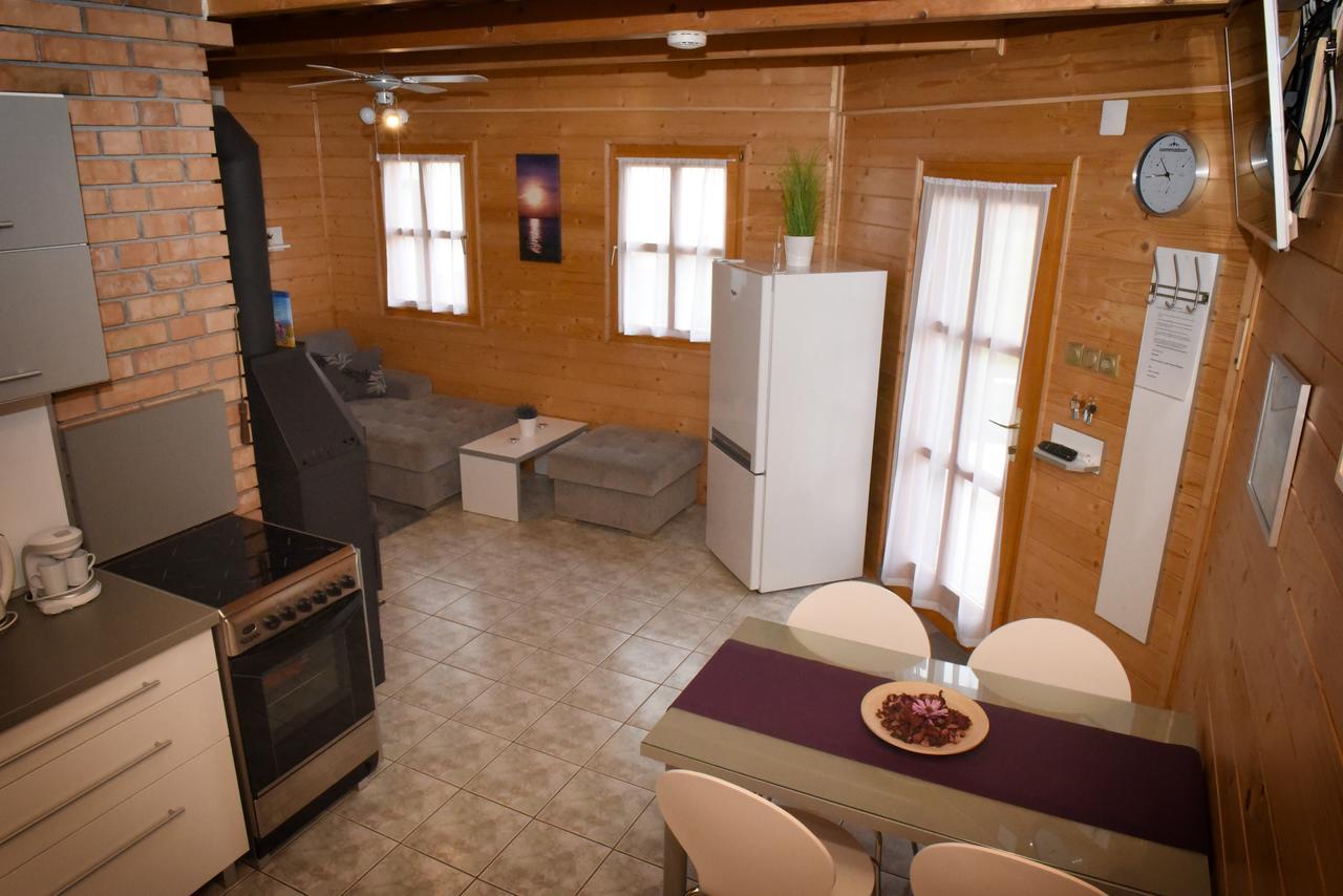 Velence Korzo Pihenohaz Villa Kapolnasnyek Exterior photo